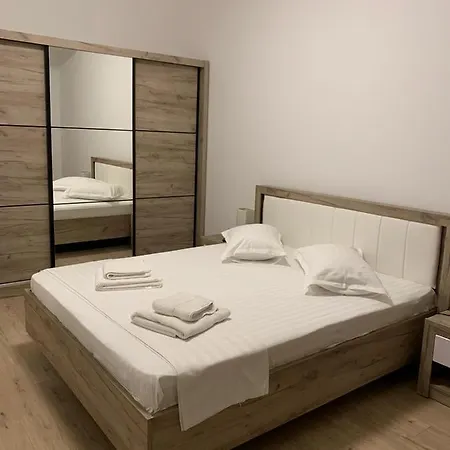 Oreo By Oneiro Apartment